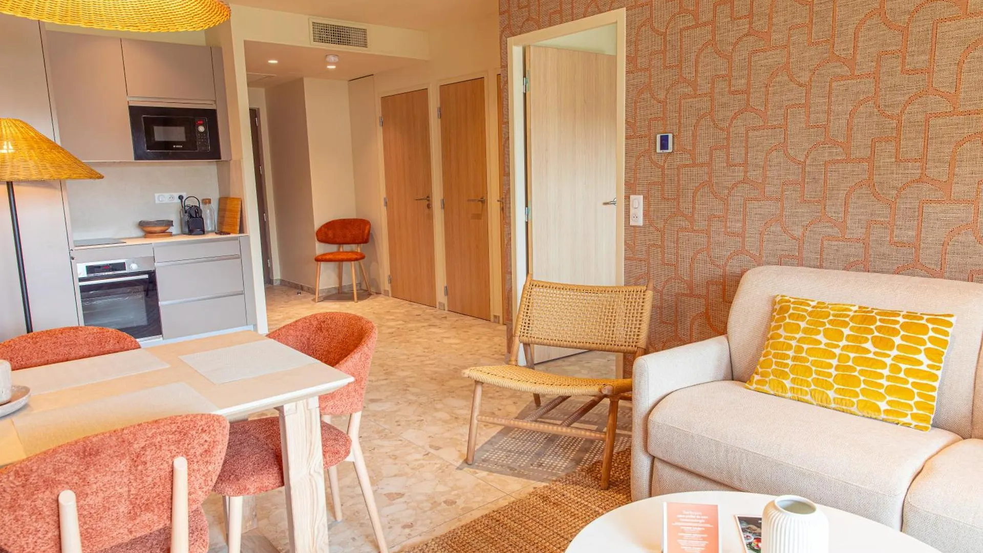 Hotel La Menado Cavalaire-sur-Mer 3*,